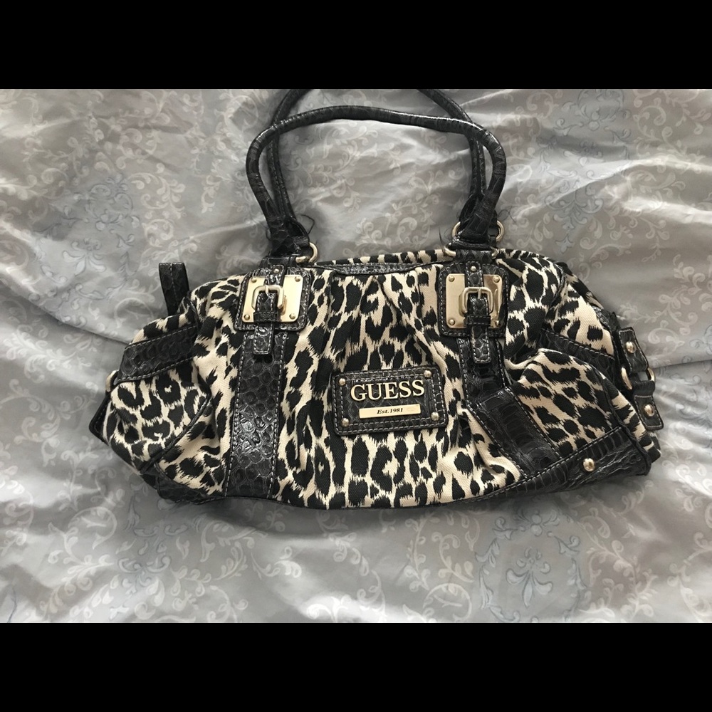 Guess purse/handbag